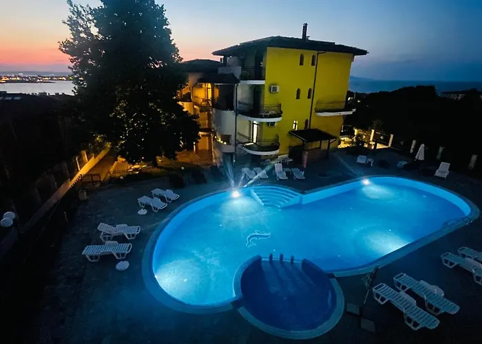 Panoramic Sea View Apartment With Rooftop Terrace Sozopol