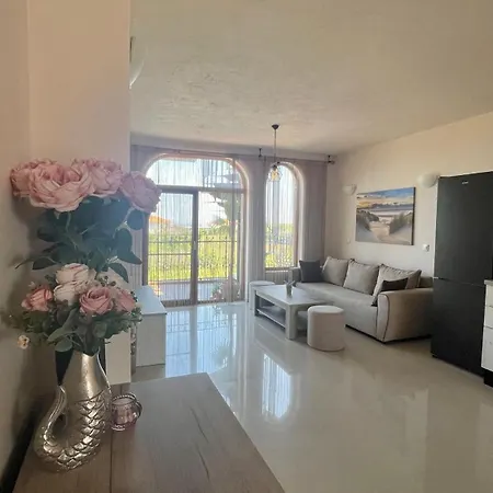 Private With Sea View アパート ソゾポル