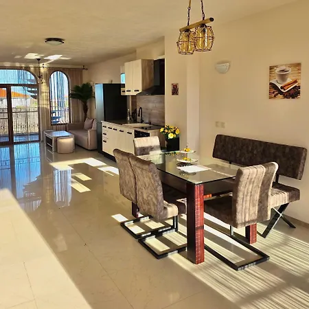 Panoramic Sea View With Rooftop Terrace Apartment